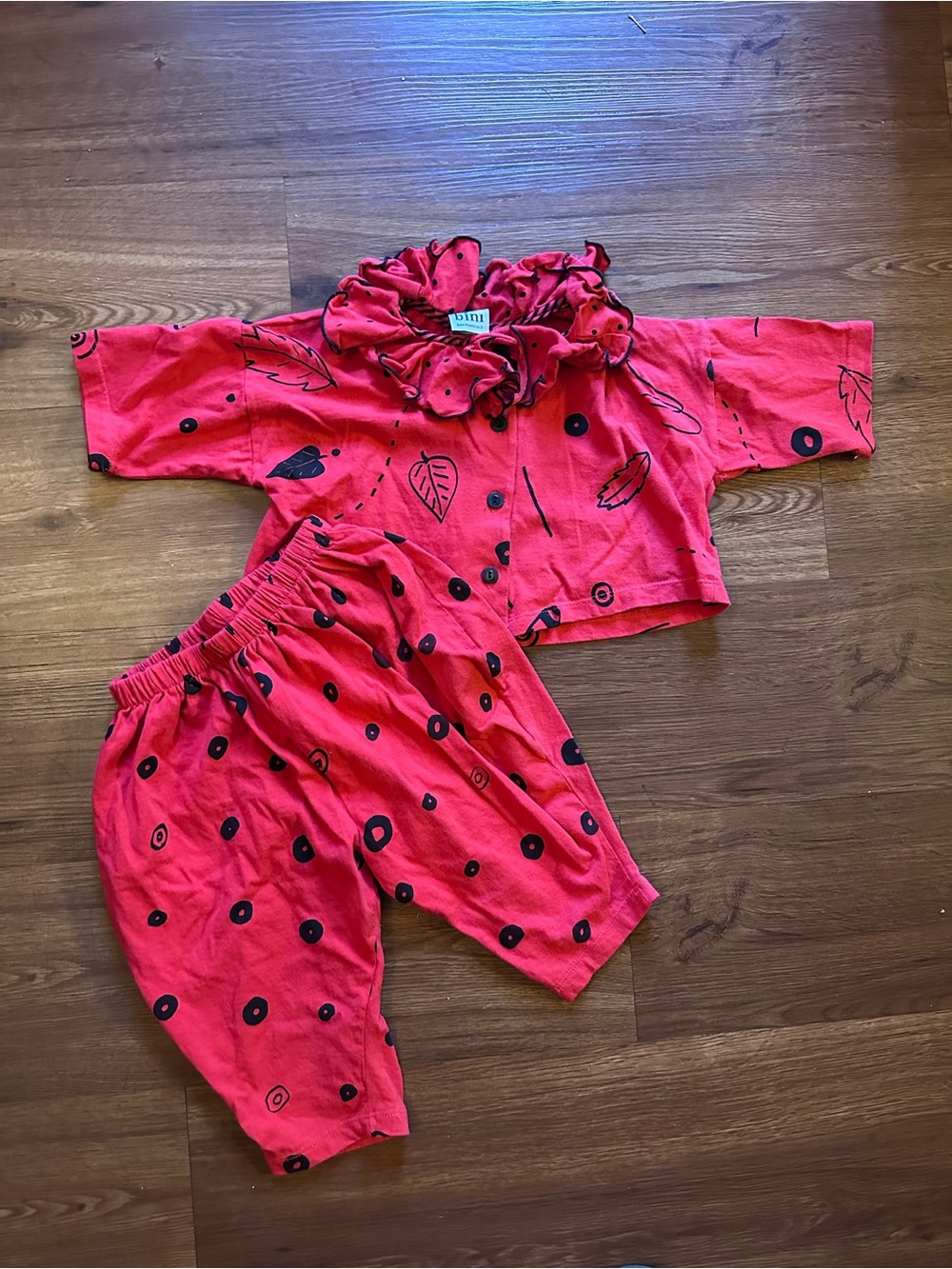 Vintage nini bam bini set -Ruffle Collar Two-Piece Matching Set in Red